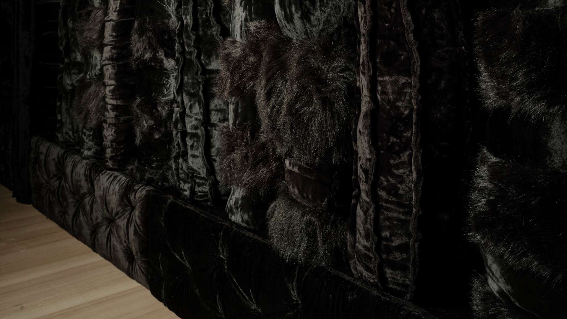 The Memorial Project: Black Wall, (Section 2), 2015–2026
Synthetic fur, synthetic filling, wood, steel
8000 x 3000 x 400 mm
Courtesy the artist and Anna Schwartz Projects
Photo: Simon Shiff